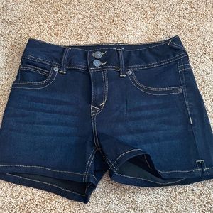Wallflower Jean Shorts